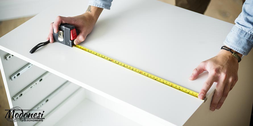 5 Problemi che Solo un Falegname Mobili su Misura Milano Può Risolvere