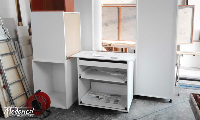 Cucina Bifacciale In Osb Laboratorio 01