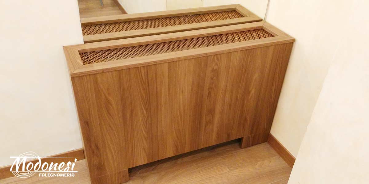 Copri-fancoil su misura in legno per hotel a Milano Copri-fancoil su misura in legno per hotel a Milano